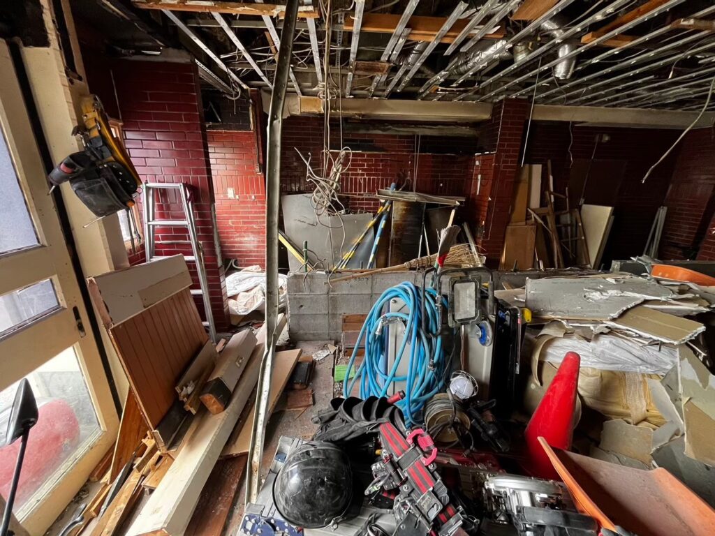 内装解体工事：大阪府高槻市