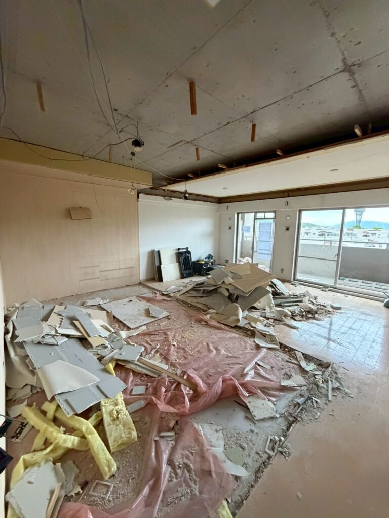 マンション内装解体工事：奈良県生駒市萩の台