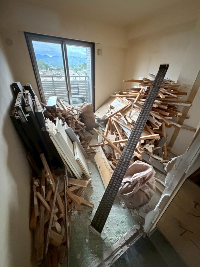 マンション内装解体工事：奈良県橿原市