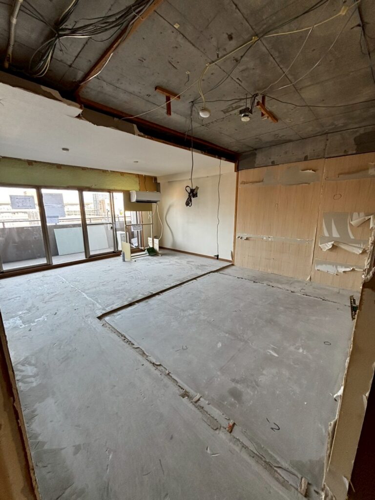 マンション内装解体工事：奈良県香芝市